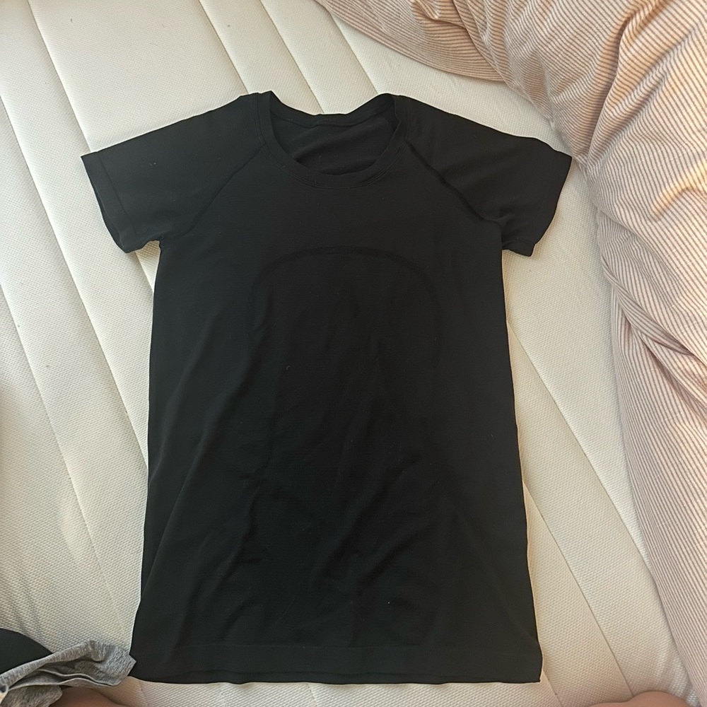 Black swiftly tech